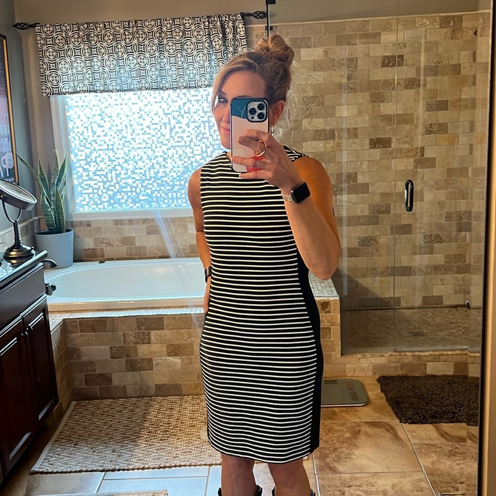 Athleta bodycon black and white striped dress XS Extra small